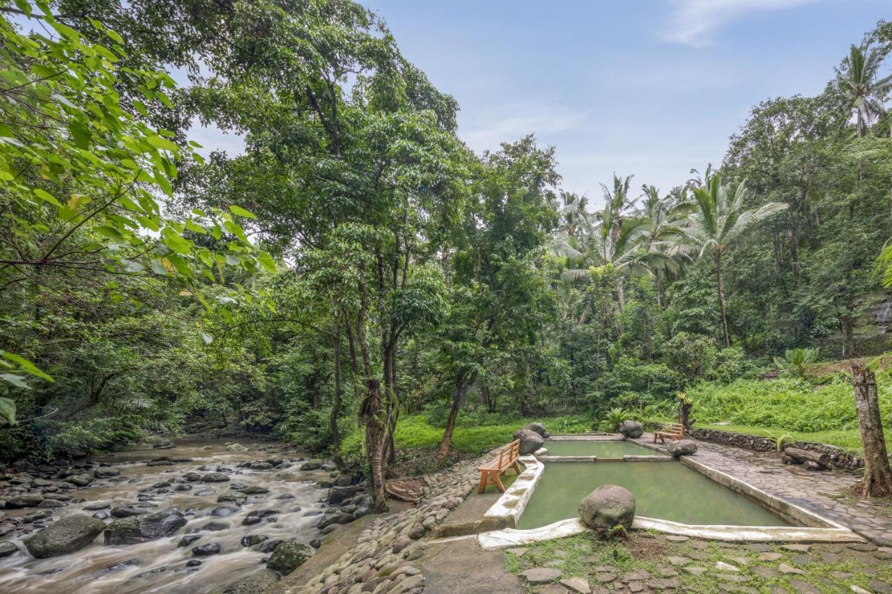 Вилла Amarta Pesagi Retreat Tabanan Экстерьер фото